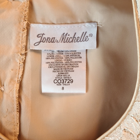 Jona Michelle creme & Gold lace/tulle dress sz 8 with "fur" wrap - Picture 3 of 5